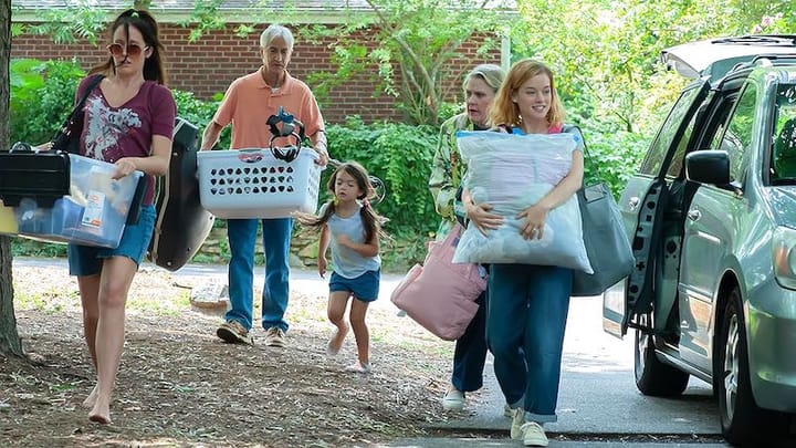 Film drama A Little Prayer, conflictos familiares con Jane Levy y David Strathairn